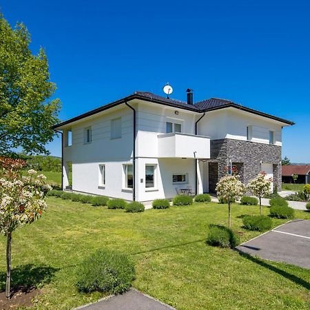 Villa Artemis Plitvička Jezera Eksteriør bilde